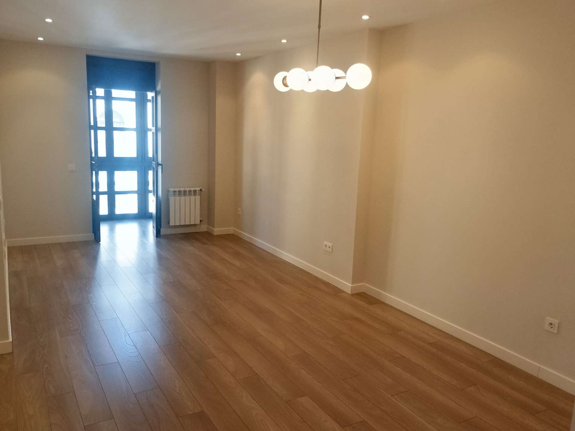 Fotografía del inmueble reportado: 1.400 €/mes — Oviedo, Oviedo
