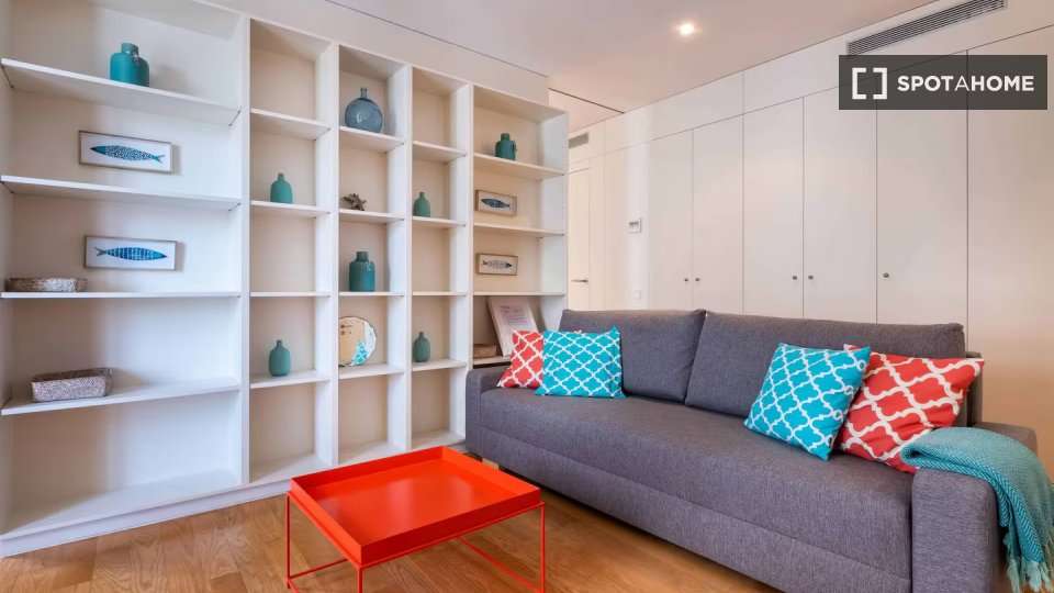 Fotografía del inmueble reportado: 2.400 €/mes — Barcelona, Barcelona