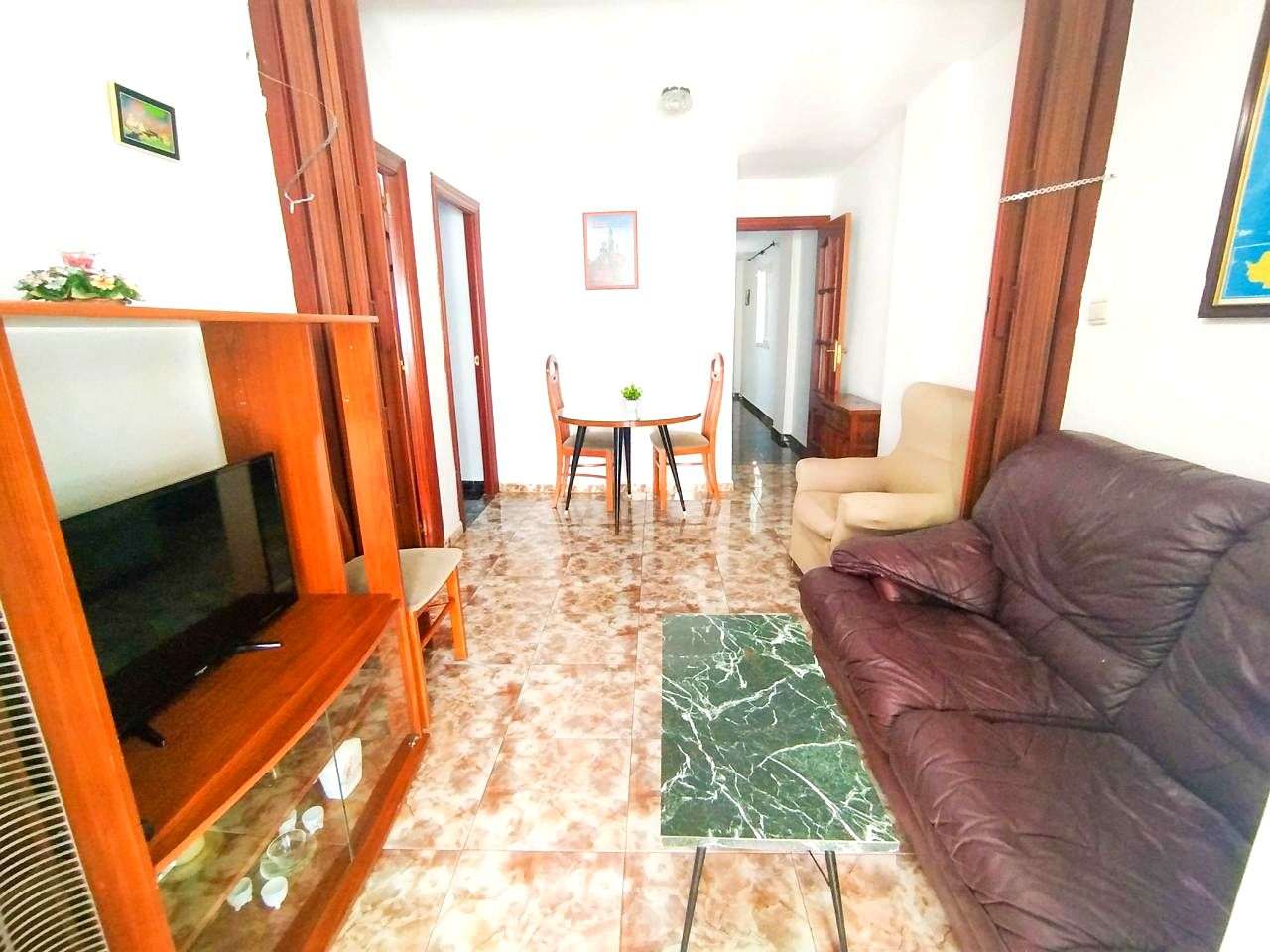 Fotografía del inmueble reportado: 900 €/mes — Granada, Granada