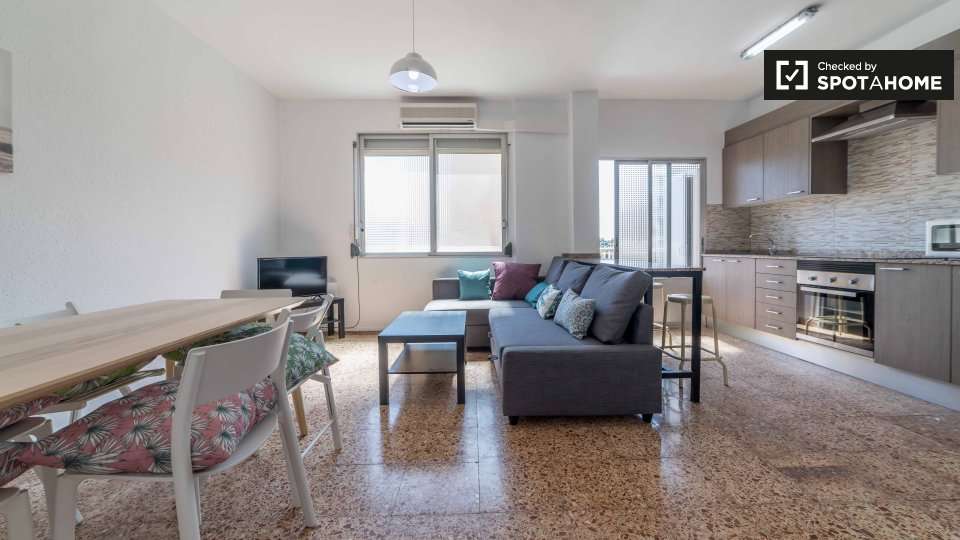 Fotografía del inmueble reportado: 1.300 €/mes — Valencia, Valencia