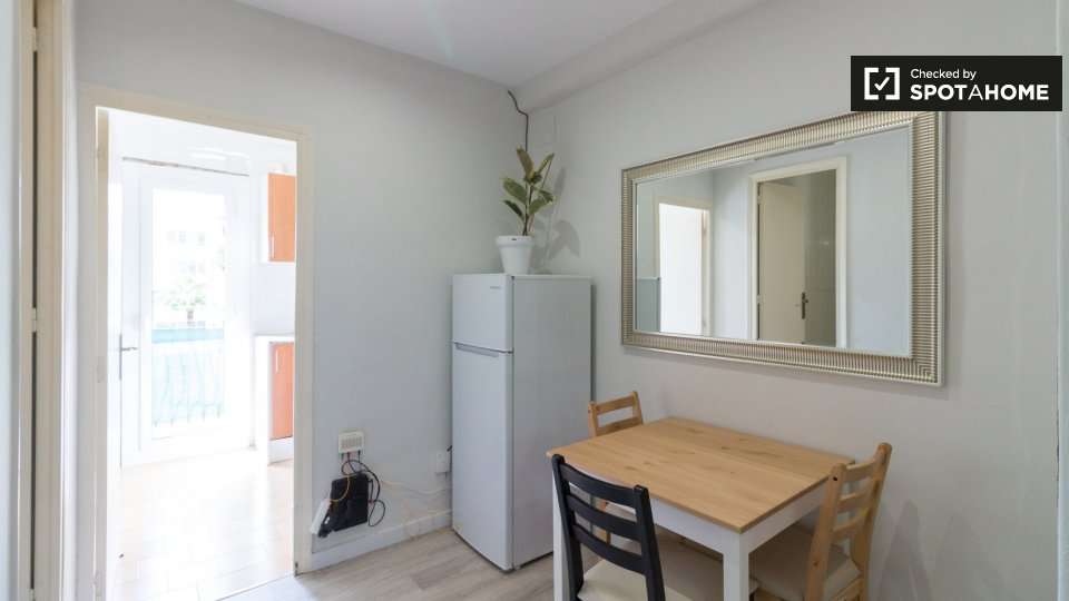 Fotografía del inmueble reportado: 1.350 €/mes — Barcelona, Barcelona