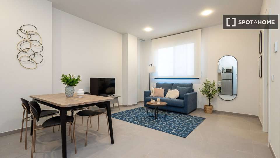 Fotografía del inmueble reportado: 1.100 €/mes — Valencia, Valencia
