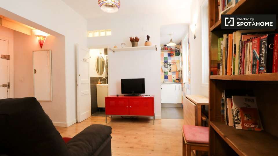 Fotografía del inmueble reportado: 950 €/mes — Madrid, Madrid