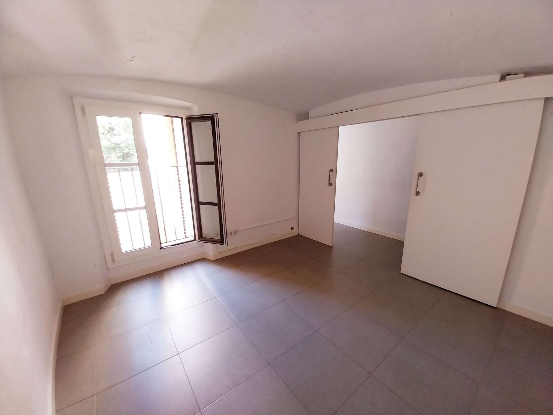 Fotografía del inmueble reportado: 1.105 €/mes — Barcelona, Barcelona