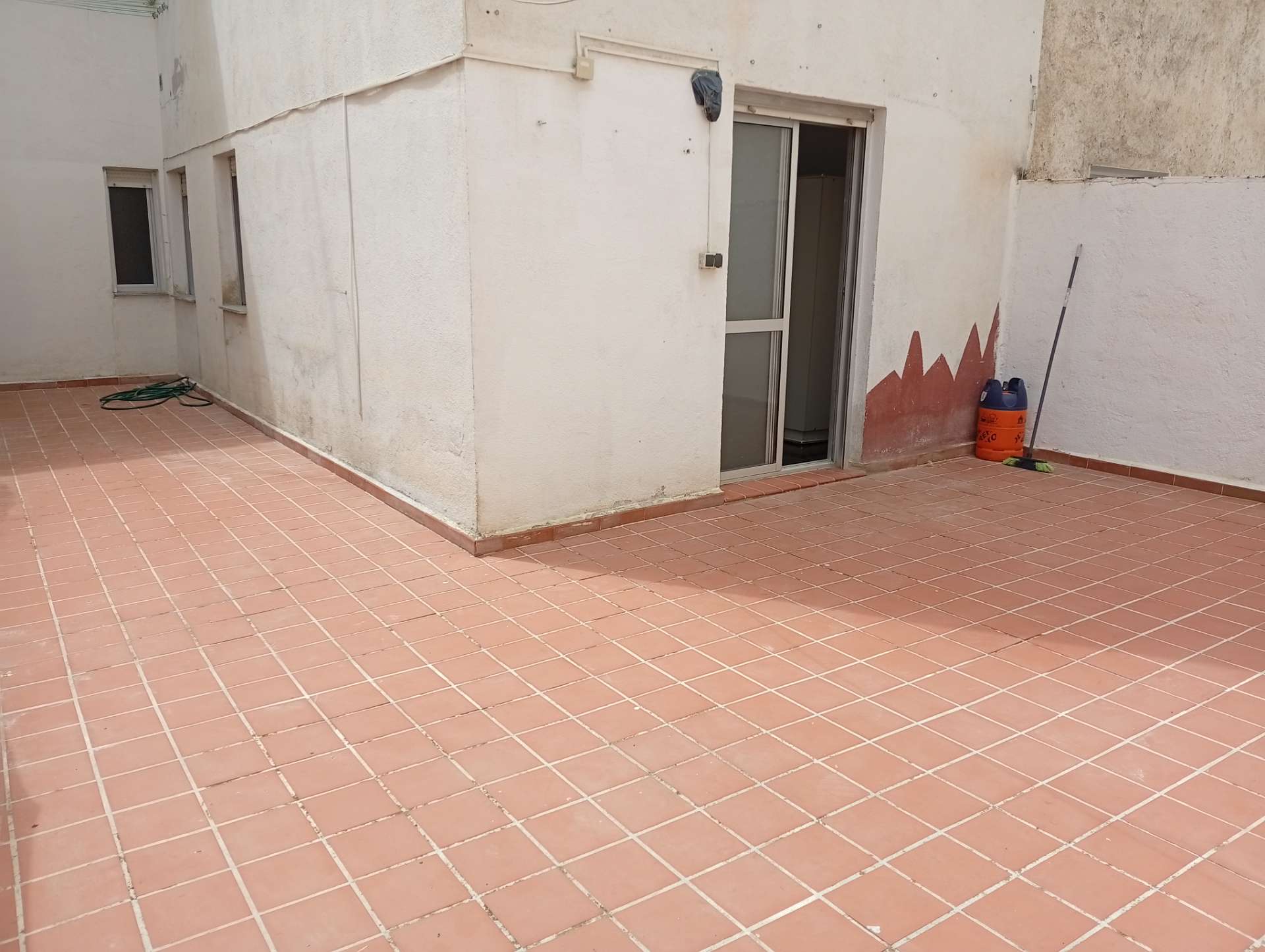 Fotografía del inmueble reportado: 500 €/mes — Granada, Granada