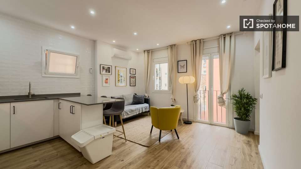 Fotografía del inmueble reportado: 980 €/mes — Barcelona, Barcelona