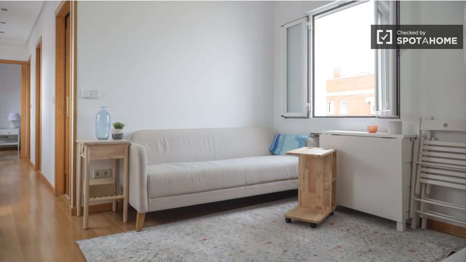 Fotografía del inmueble reportado: 1.000 €/mes — Madrid, Madrid