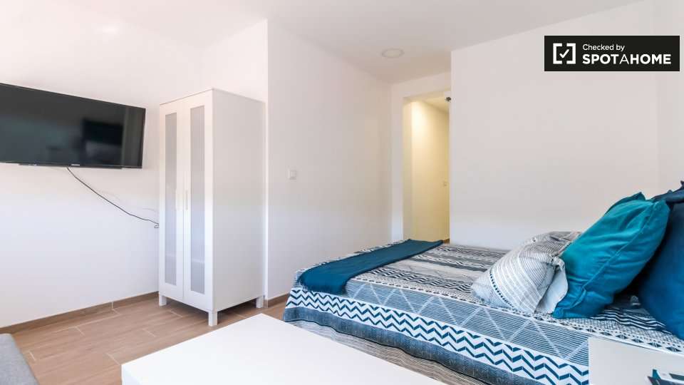 Fotografía del inmueble reportado: 750 €/mes — Barcelona, Barcelona
