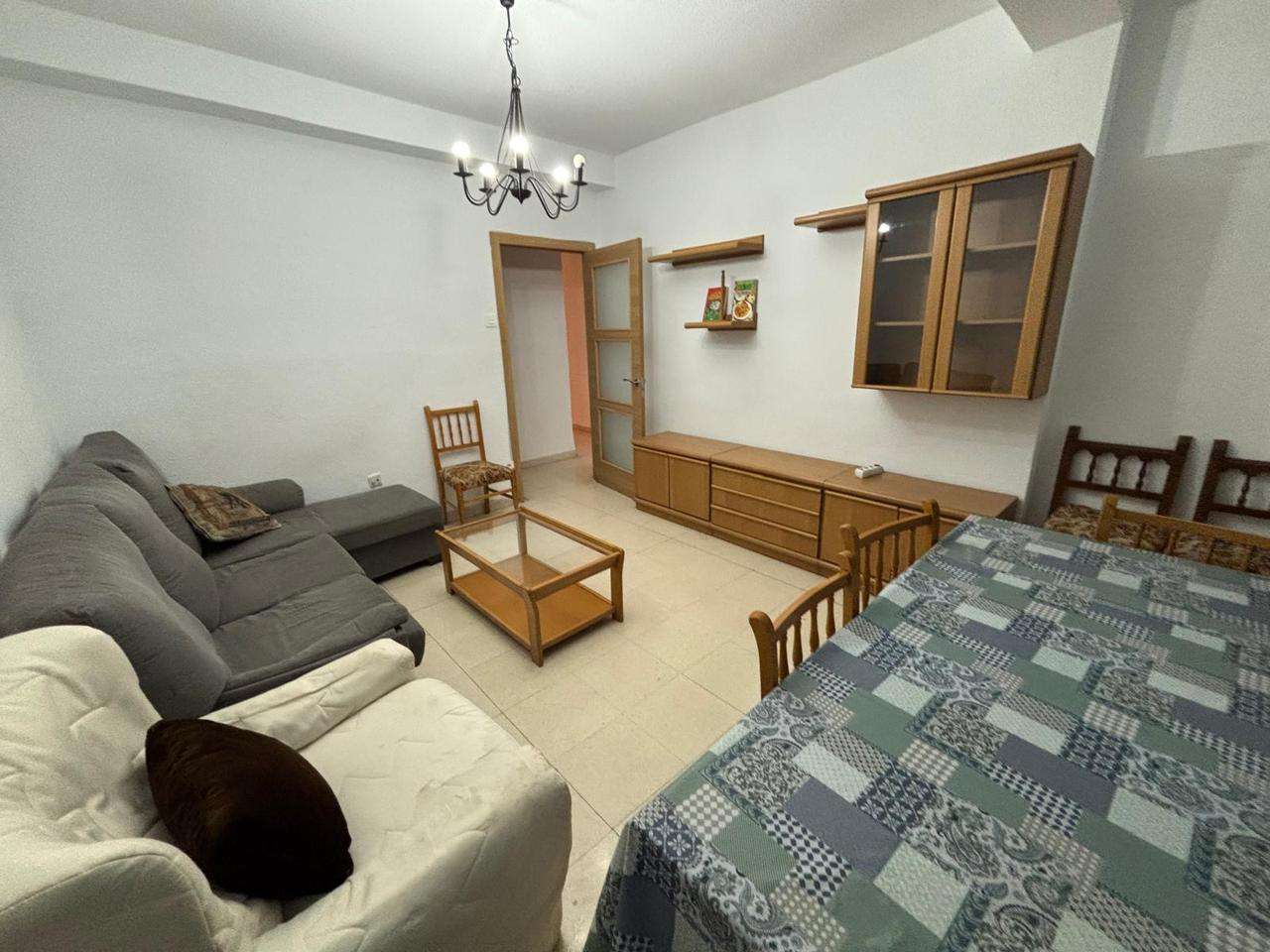 Fotografía del inmueble reportado: 1.300 €/mes — Granada, Granada