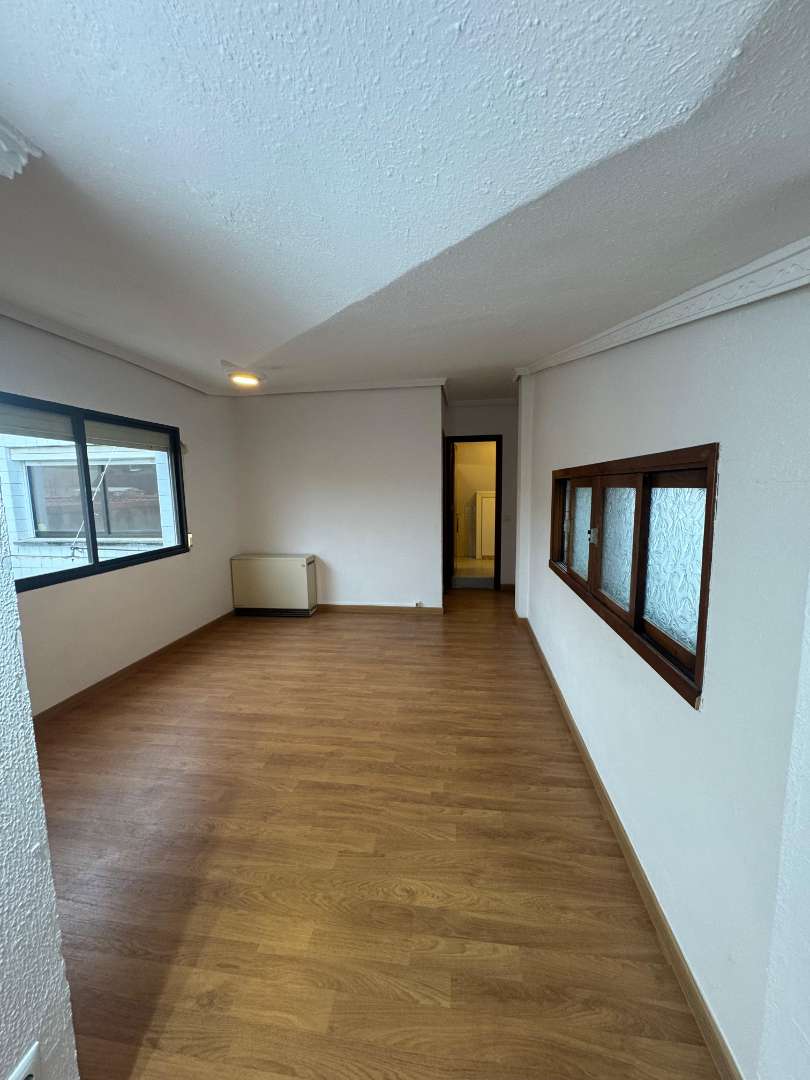 Fotografía del inmueble reportado: 750 €/mes — Oviedo, Oviedo