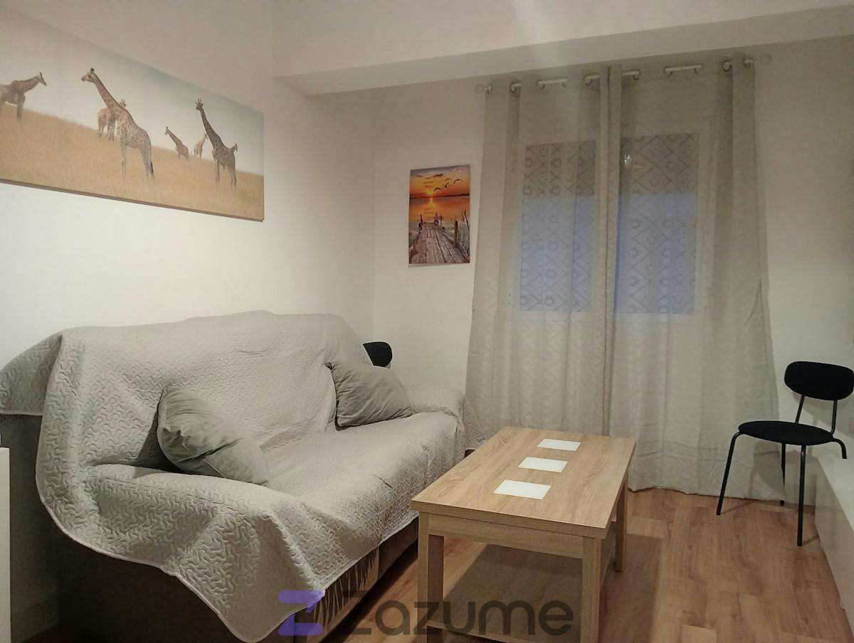Fotografía del inmueble reportado: 950 €/mes — Almería, Almería
