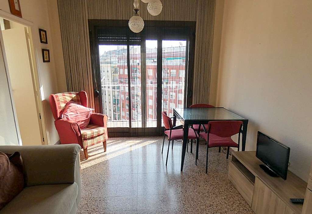 Fotografía del inmueble reportado: 1.100 €/mes — Barcelona, Barcelona