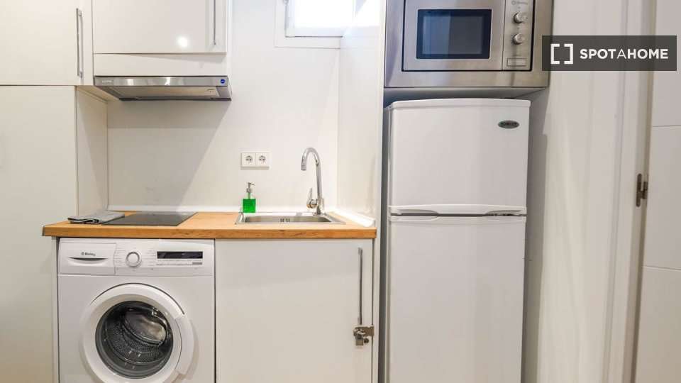 Fotografía del inmueble reportado: 1.000 €/mes — Madrid, Madrid