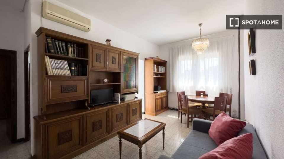 Fotografía del inmueble reportado: 1.220 €/mes — Barcelona, Barcelona