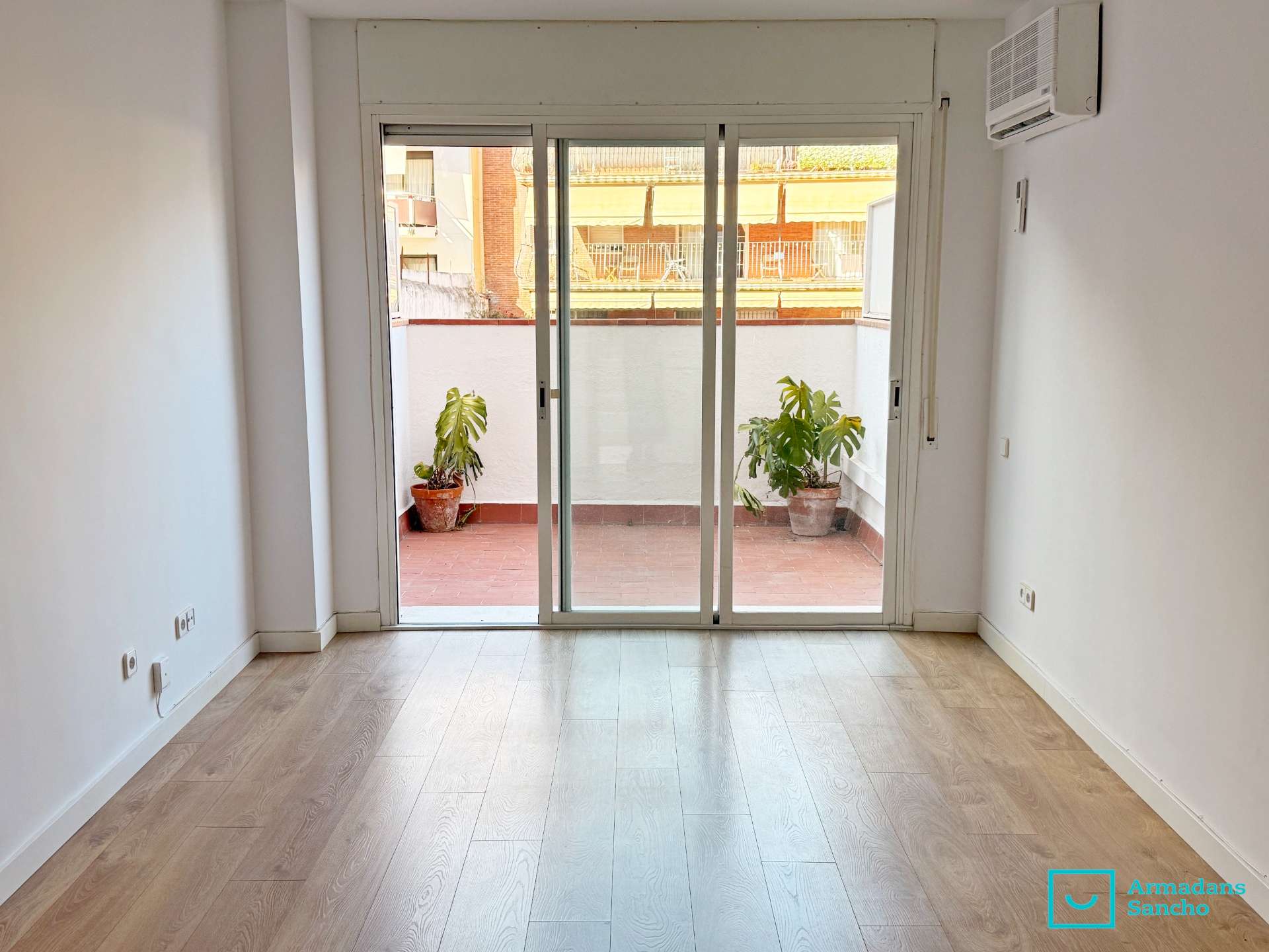 Fotografía del inmueble reportado: 1.300 €/mes — Barcelona, Barcelona