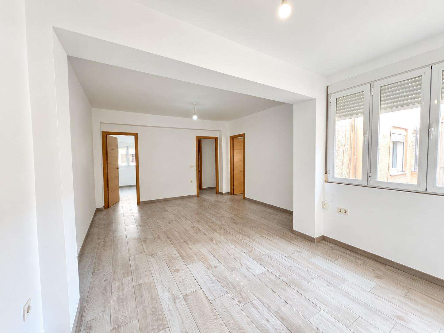 Fotografía del inmueble reportado: 700 €/mes — Granada, Granada