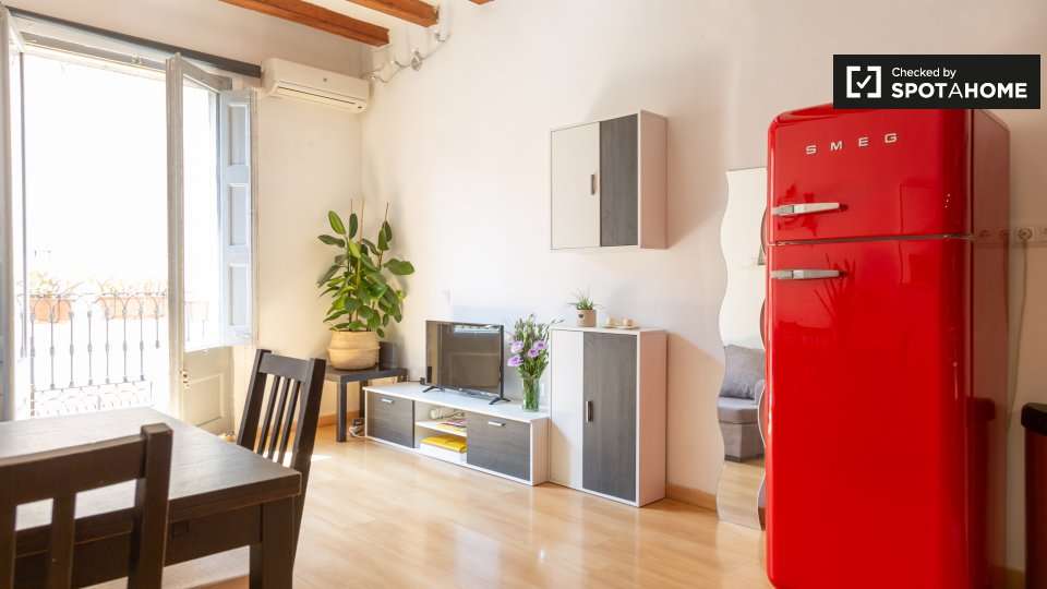 Fotografía del inmueble reportado: 1.200 €/mes — Barcelona, Barcelona