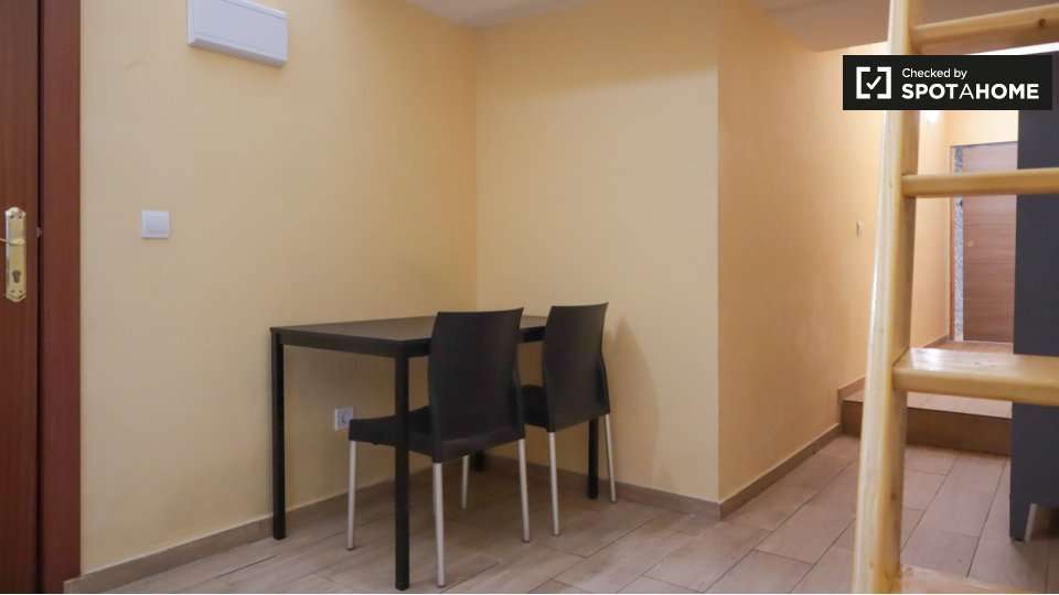 Fotografía del inmueble reportado: 899 €/mes — Madrid, Madrid