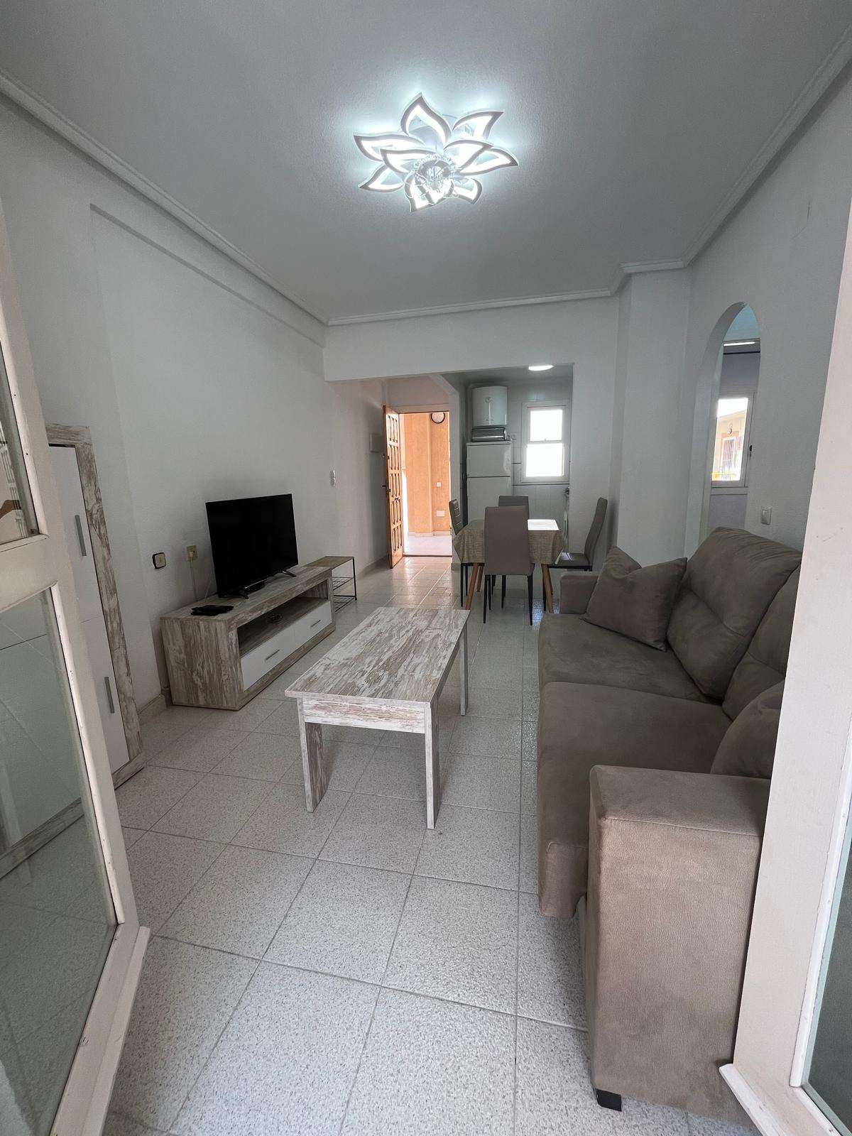 Fotografía del inmueble reportado: 850 €/mes — Torrevieja, Torrevieja