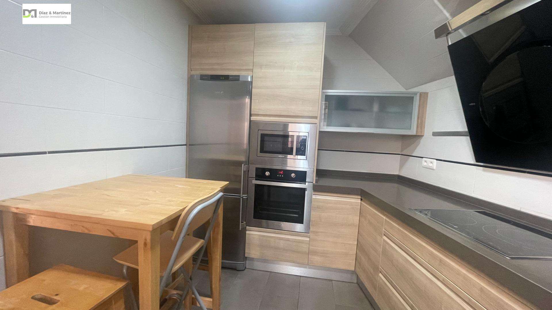 Fotografía del inmueble reportado: 825 €/mes — León, León