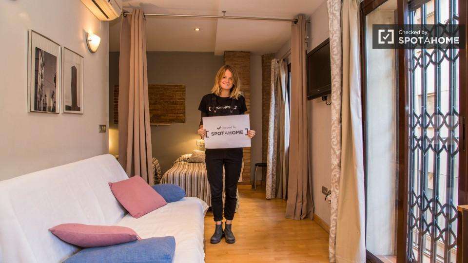 Fotografía del inmueble reportado: 1.000 €/mes — Barcelona, Barcelona