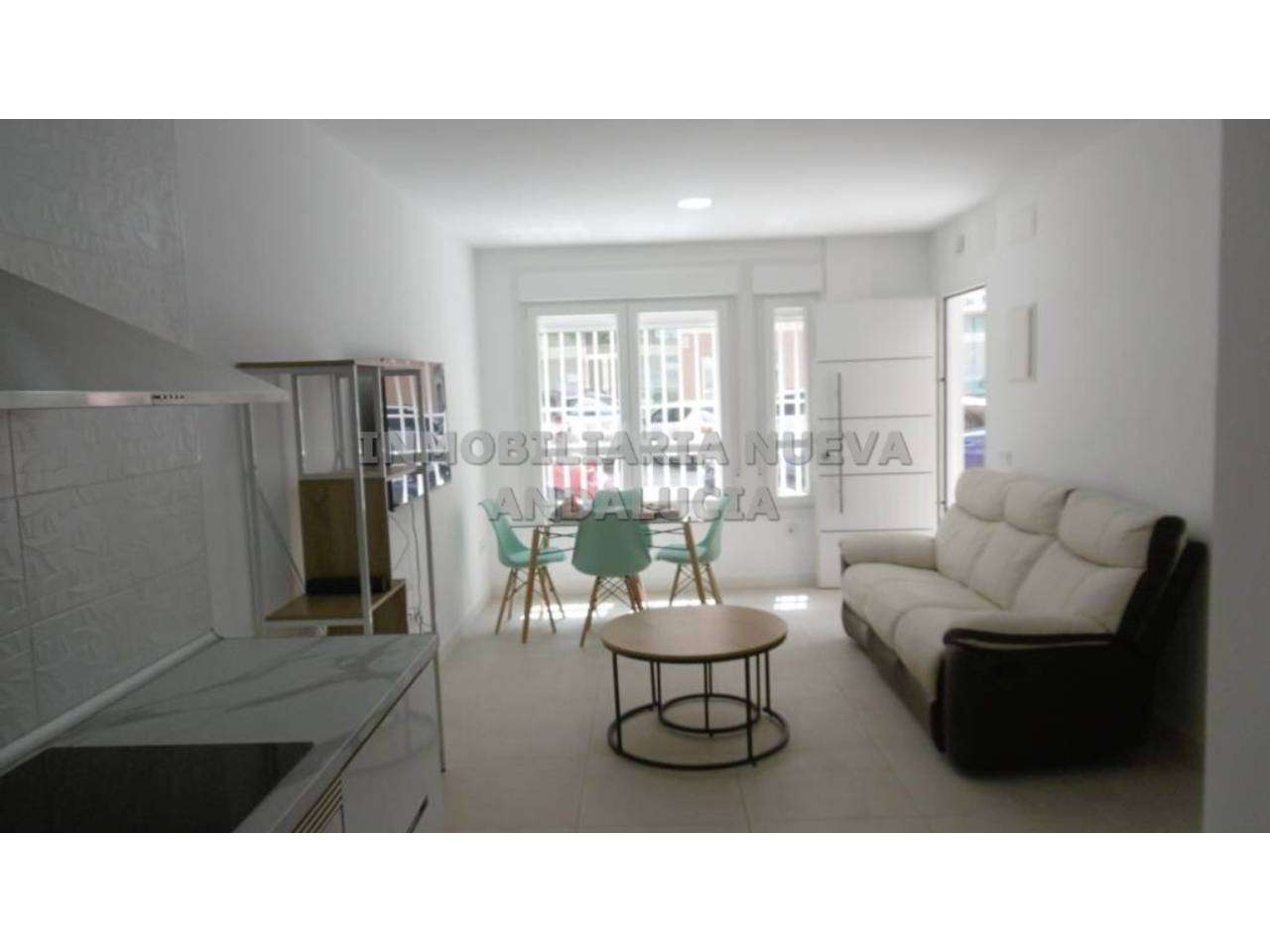 Fotografía del inmueble reportado: 1.000 €/mes — Almería, Almería