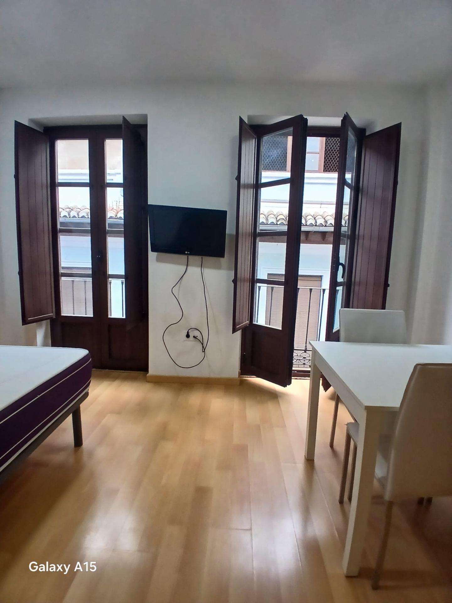 Fotografía del inmueble reportado: 500 €/mes — Granada, Granada