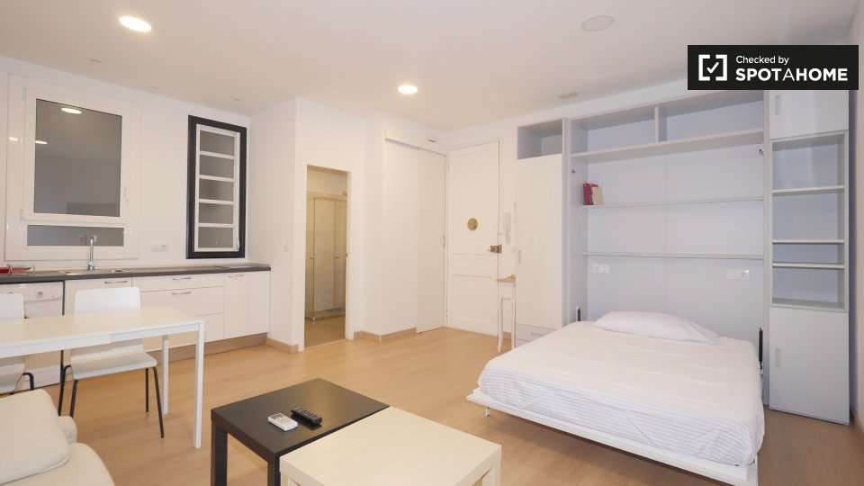 Fotografía del inmueble reportado: 1.050 €/mes — Barcelona, Barcelona