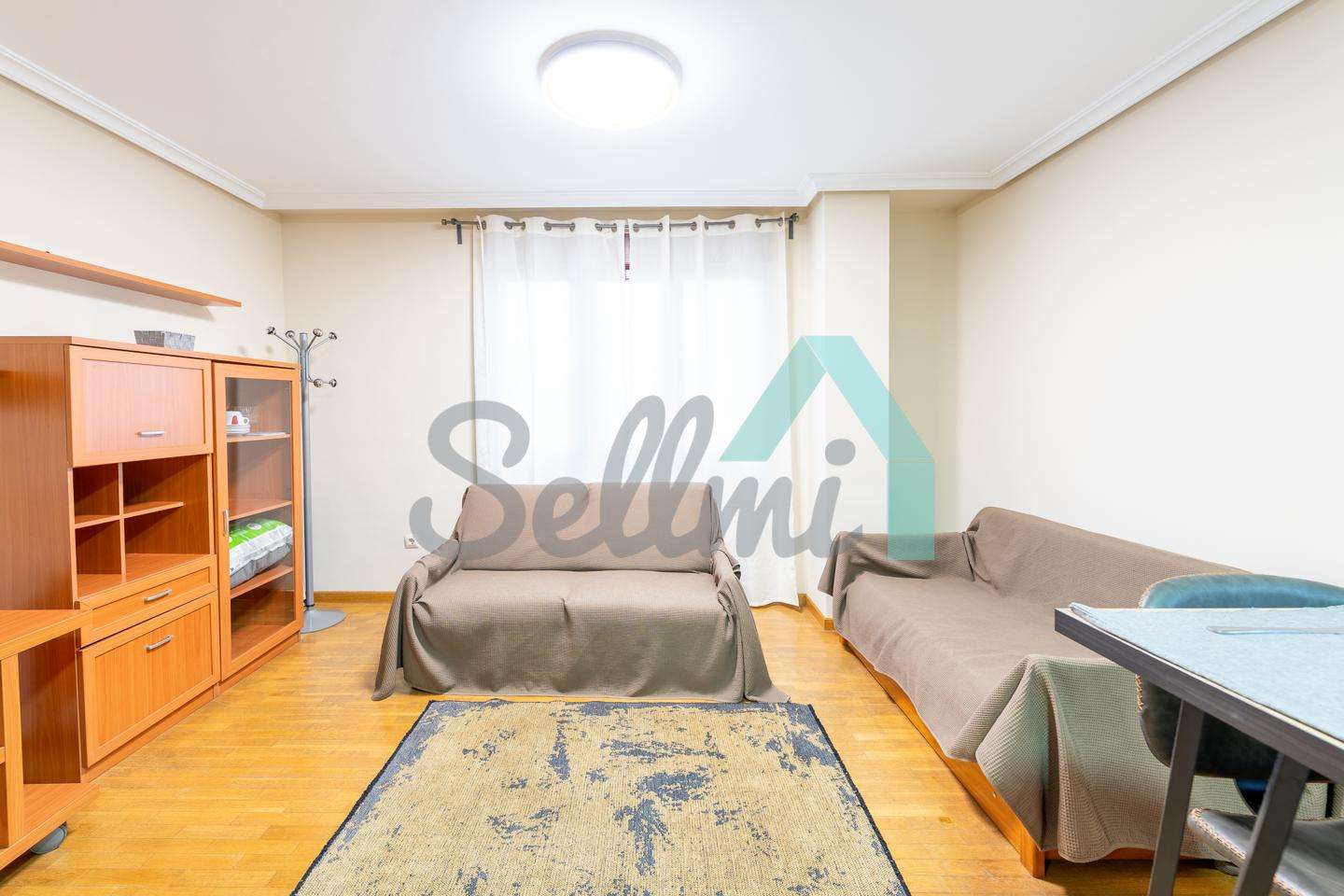 Fotografía del inmueble reportado: 895 €/mes — Oviedo, Oviedo