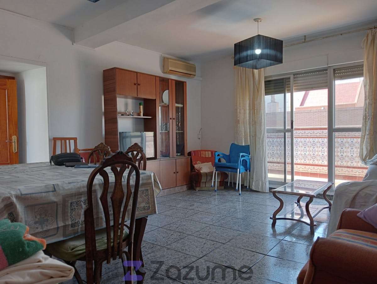 Fotografía del inmueble reportado: 650 €/mes — Almería, Almería