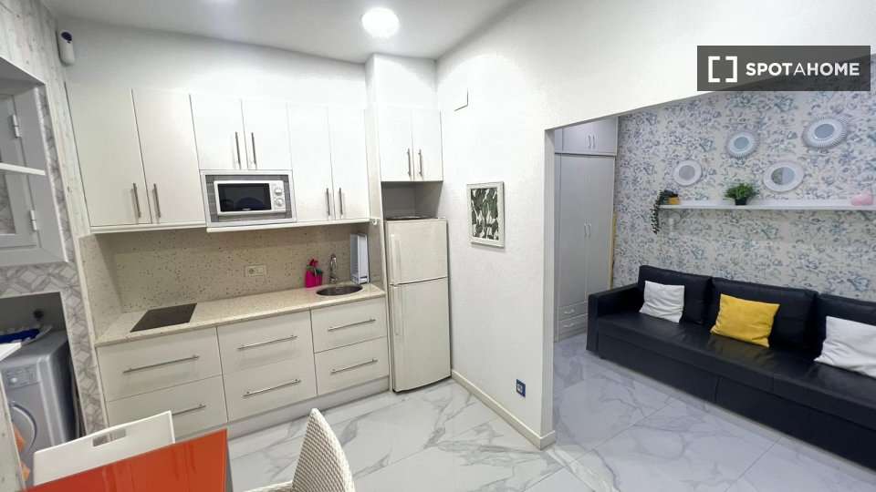 Fotografía del inmueble reportado: 1.300 €/mes — Barcelona, Barcelona