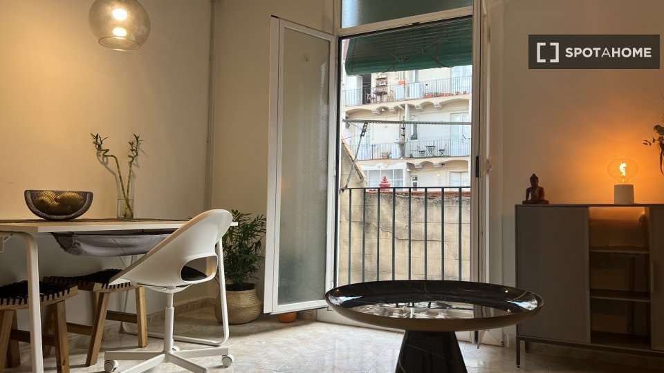 Fotografía del inmueble reportado: 1.190 €/mes — Barcelona, Barcelona