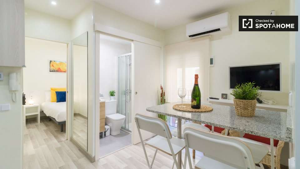 Fotografía del inmueble reportado: 990 €/mes — Barcelona, Barcelona