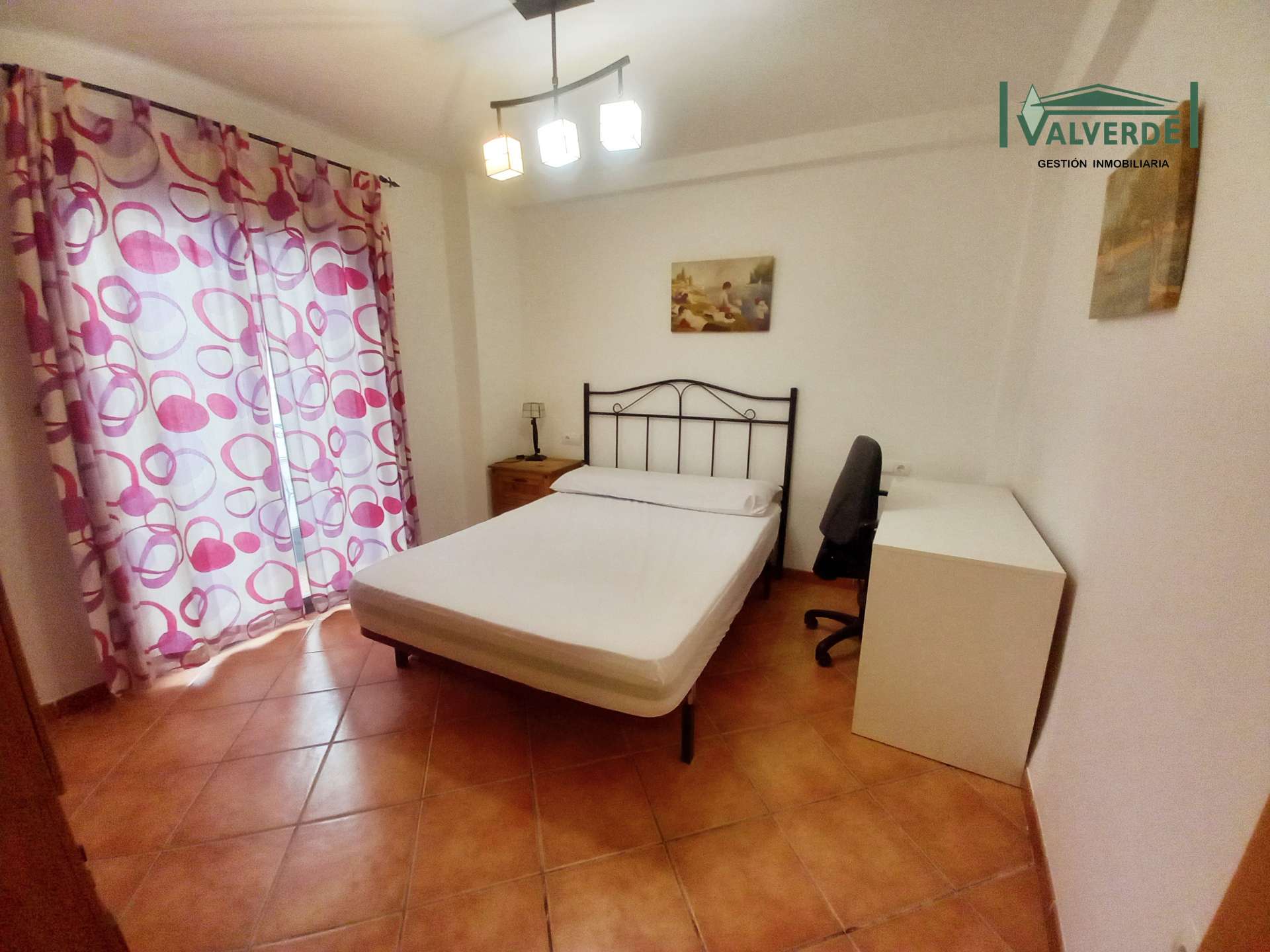 Fotografía del inmueble reportado: 750 €/mes — Granada, Granada