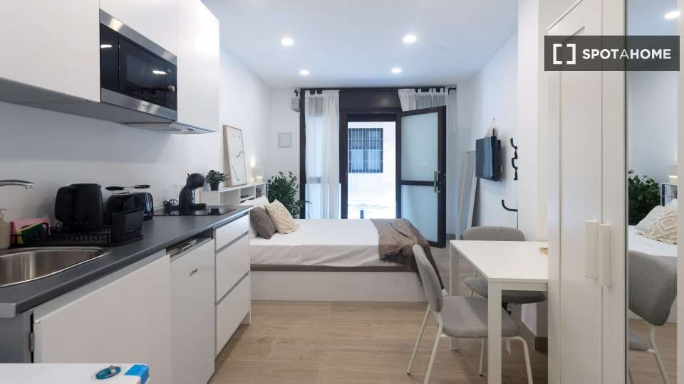 Fotografía del inmueble reportado: 1.696 €/mes — Madrid, Madrid
