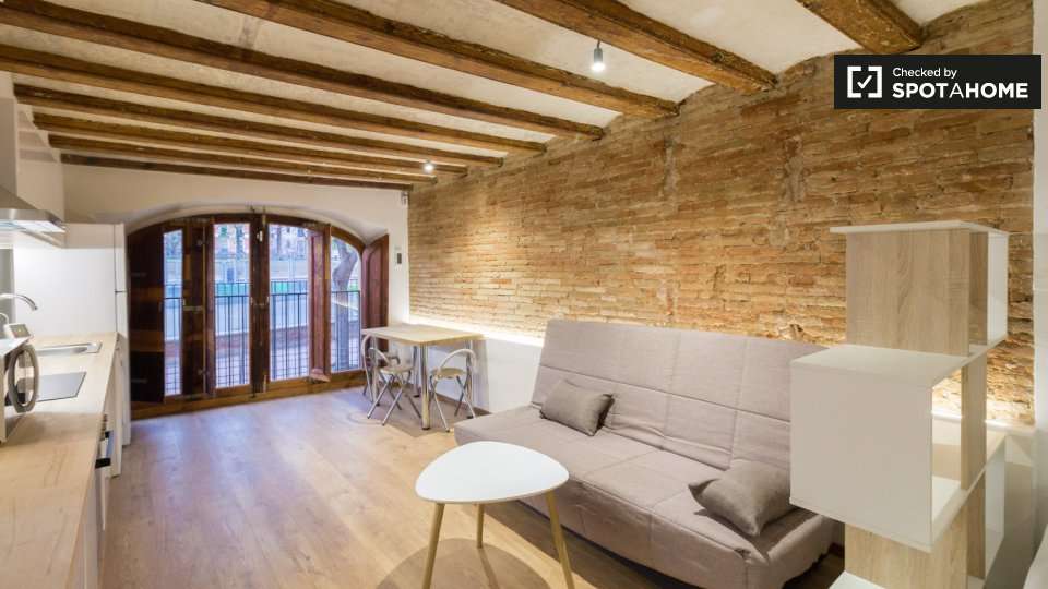 Fotografía del inmueble reportado: 1.010 €/mes — Barcelona, Barcelona