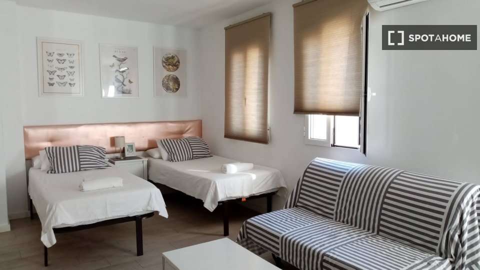 Fotografía del inmueble reportado: 900 €/mes — Valencia, Valencia