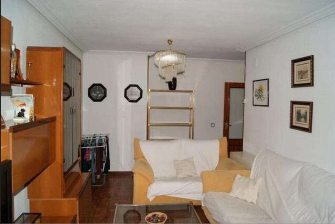 Fotografía del inmueble reportado: 900 €/mes — Cáceres, Cáceres