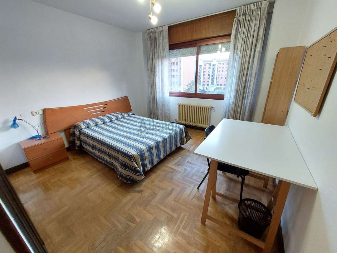 Fotografía del inmueble reportado: 1.000 €/mes — Oviedo, Oviedo