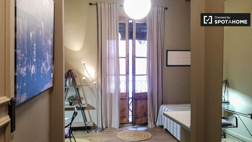 Fotografía del inmueble reportado: 1.200 €/mes — Barcelona, Barcelona