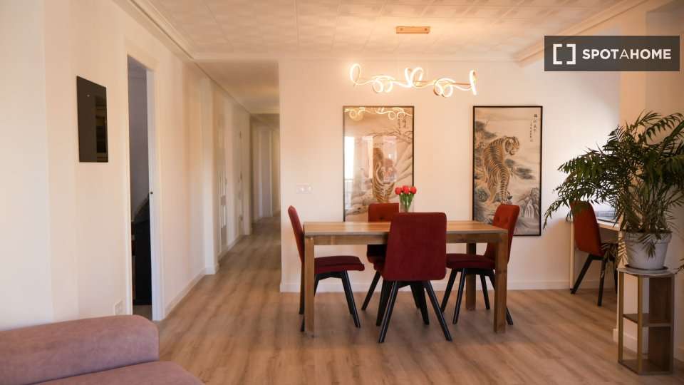 Fotografía del inmueble reportado: 1.700 €/mes — Valencia, Valencia