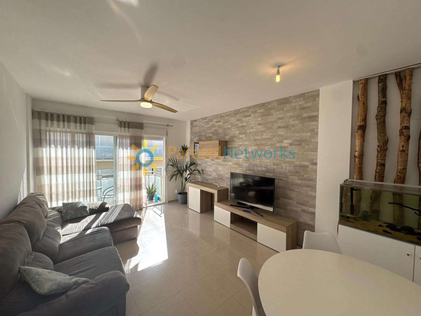 Fotografía del inmueble reportado: 800 €/mes — Oliva, Oliva
