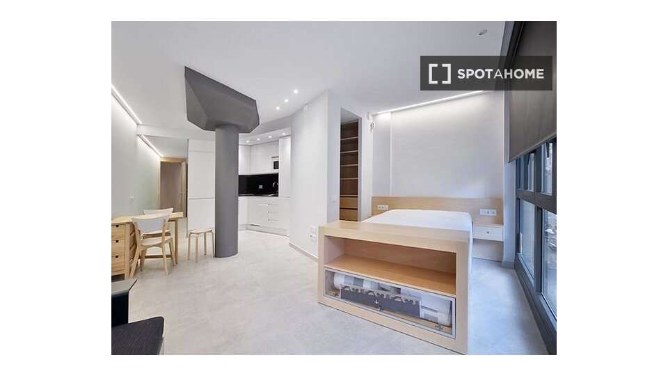 Fotografía del inmueble reportado: 977 €/mes — Barcelona, Barcelona