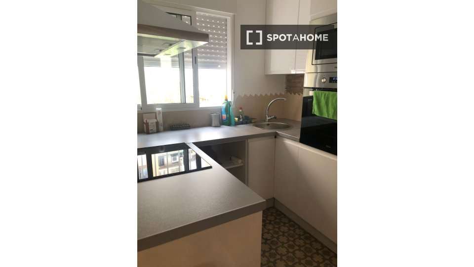 Fotografía del inmueble reportado: 1.325 €/mes — Barcelona, Barcelona