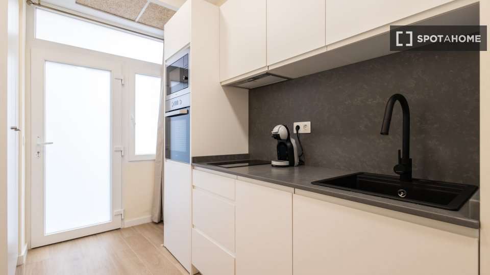 Fotografía del inmueble reportado: 1.100 €/mes — Valencia, Valencia