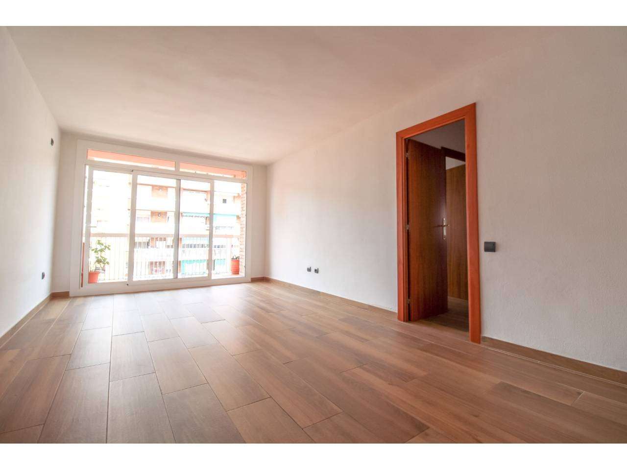 Fotografía del inmueble reportado: 1.242 €/mes — Barcelona, Barcelona