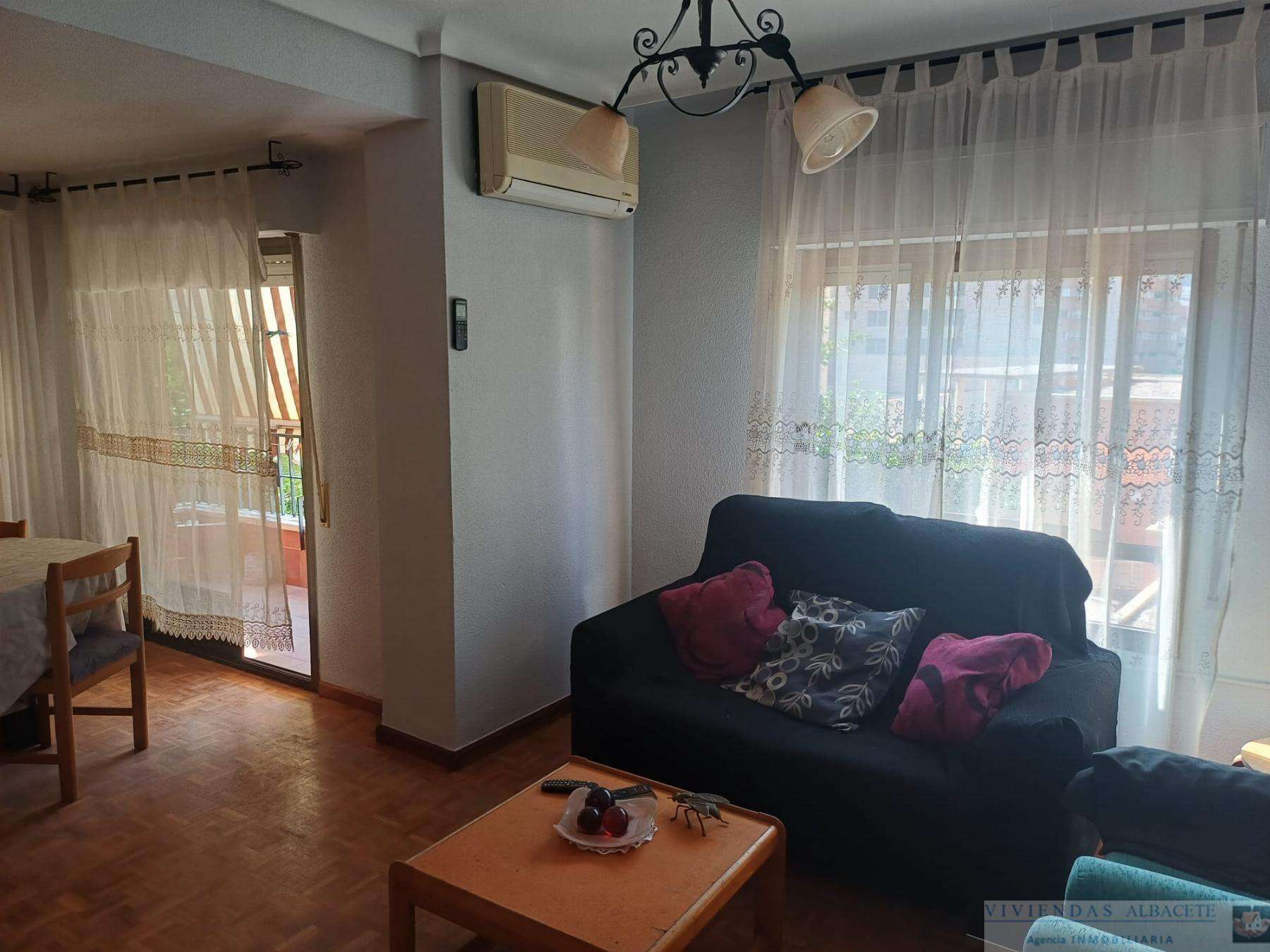 Fotografía del inmueble reportado: 1.000 €/mes — Albacete, Albacete