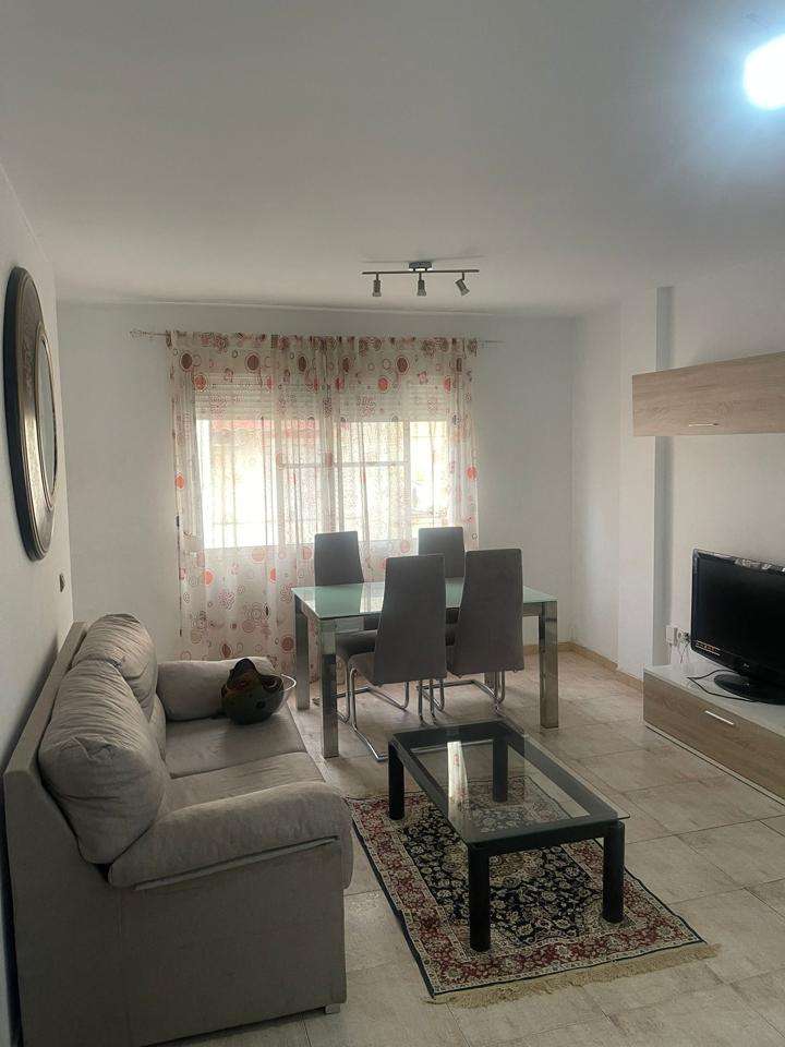 Fotografía del inmueble reportado: 1.050 €/mes — Melilla, Melilla