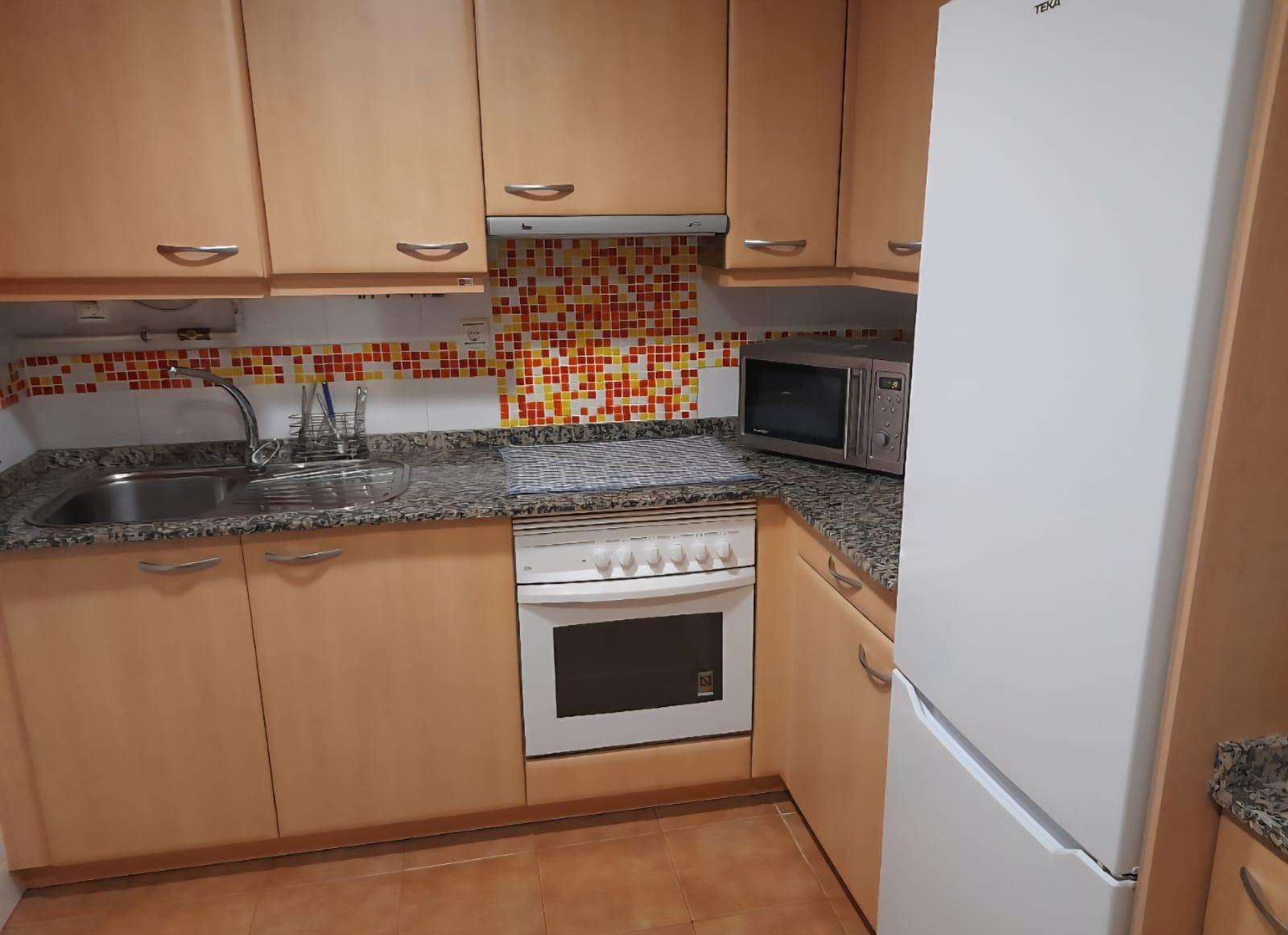 Fotografía del inmueble reportado: 650 €/mes — Se, Se