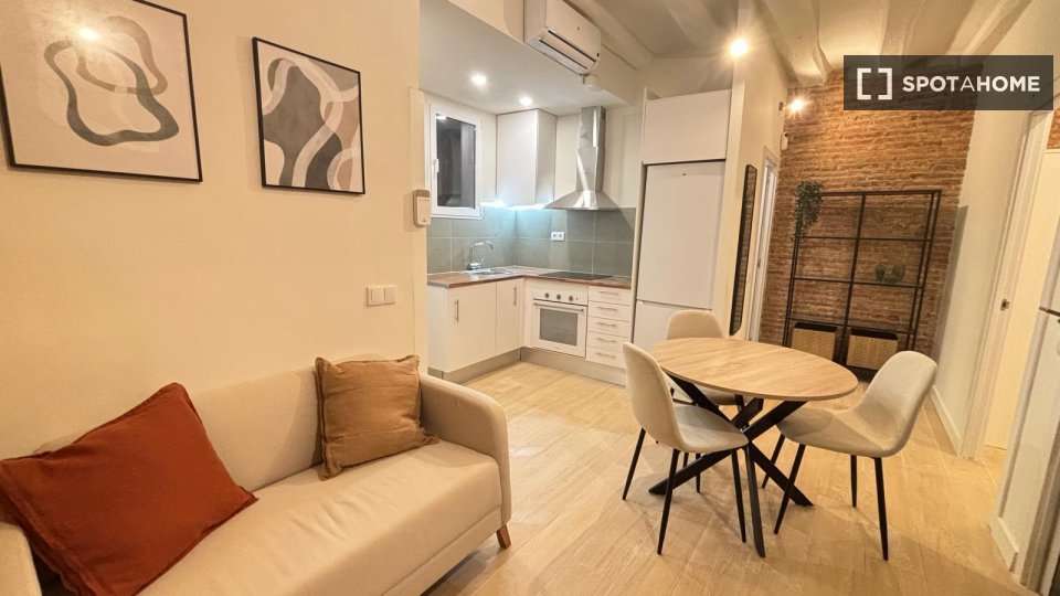 Fotografía del inmueble reportado: 1.350 €/mes — Barcelona, Barcelona